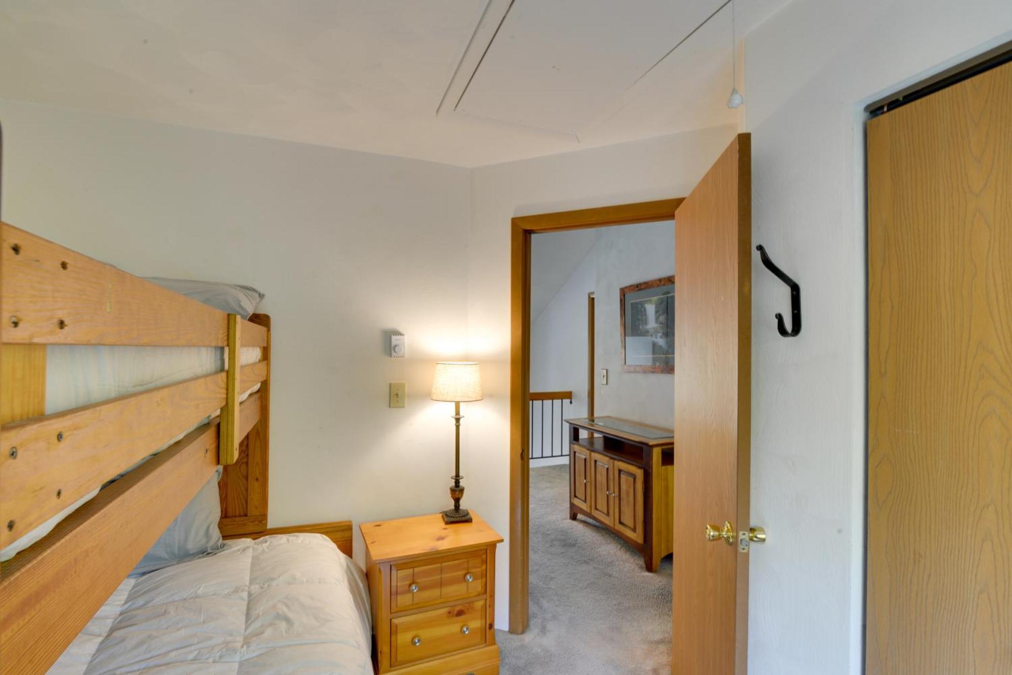 Charming Hidden Valley Resort Home Walk To Slopes Champion 外观 照片